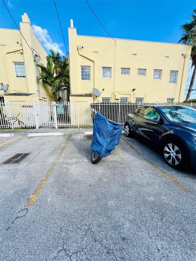 600 Euclid Ave Unit 5A