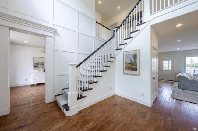 868 Braddock Lane