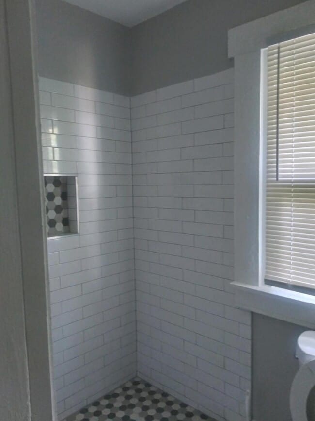 Photo - 1440 Fulton Ave Unit b