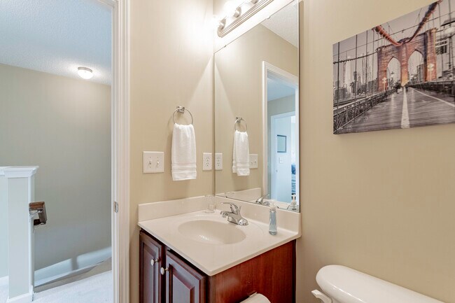 Photo - 236 Merchants Dr