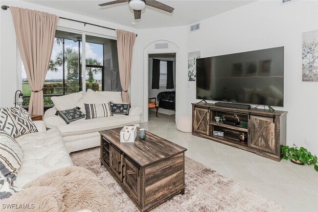 Building Photo - 5629 Double Eagle Cir Unit 4211