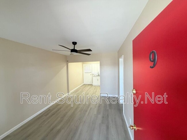 936 W Foothill Blvd Unit 9