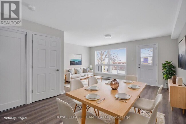 Photo - 2976 Olympic Way
