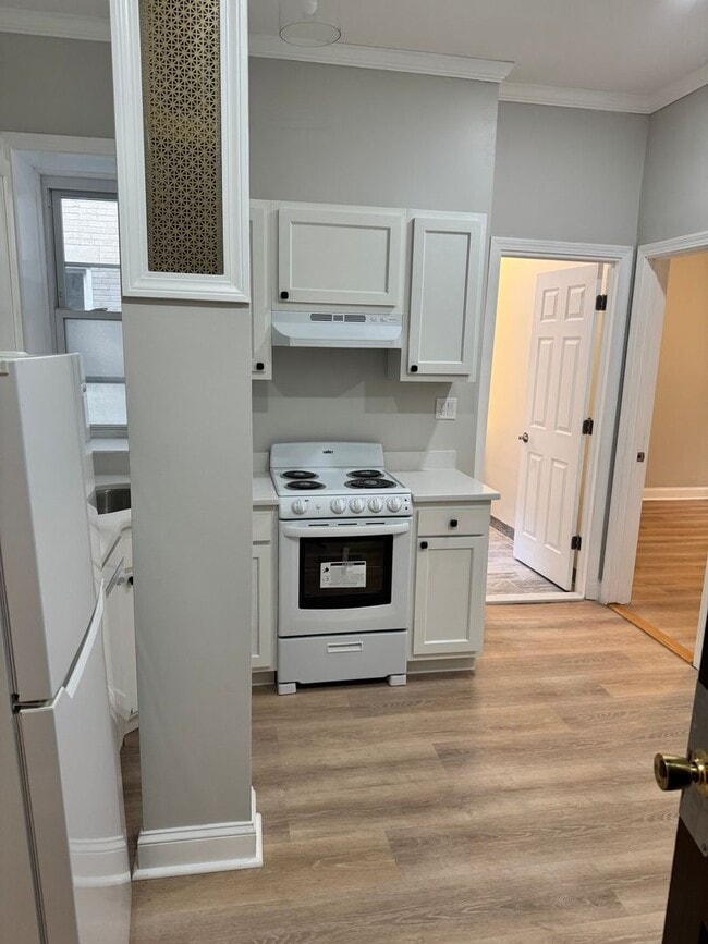 Photo - 2 bed/1 bath in Allston
