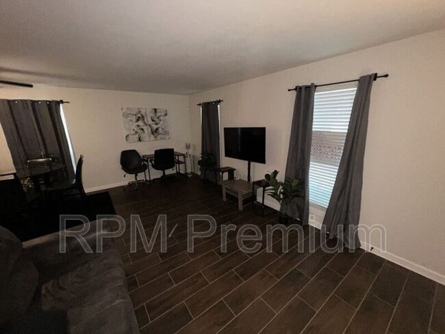 Photo - 4547 Alvin Dark Ave