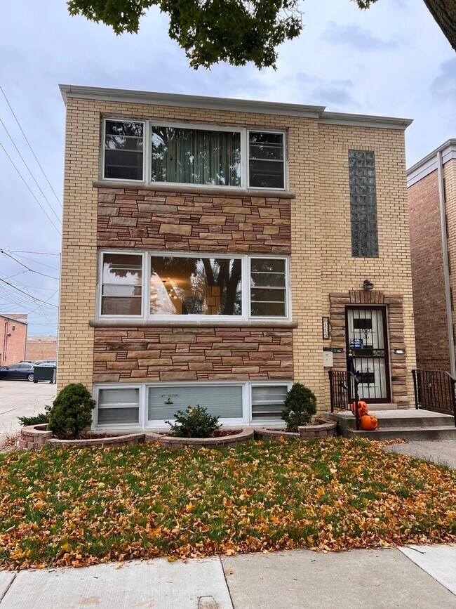 Photo - 6115 W Rosedale Ave House