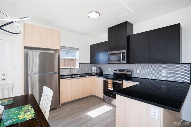 Photo - 26 N 40th St Unidad 1