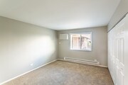 2HAB, 1BA, 900 ft² - Sin amueblar
