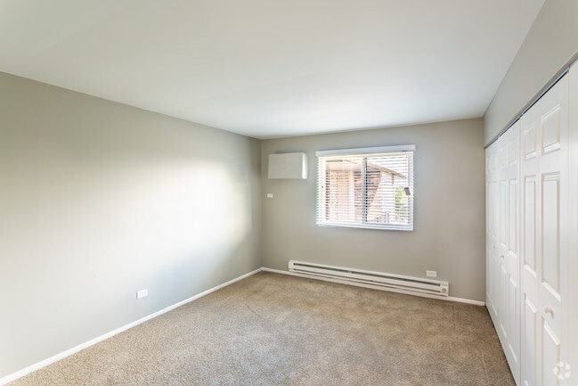 2BR,1BA,900SF - Unfurnished - Flats at Gladstone