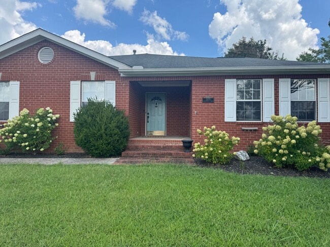 Photo - Great 3BR Home in Spring Hill