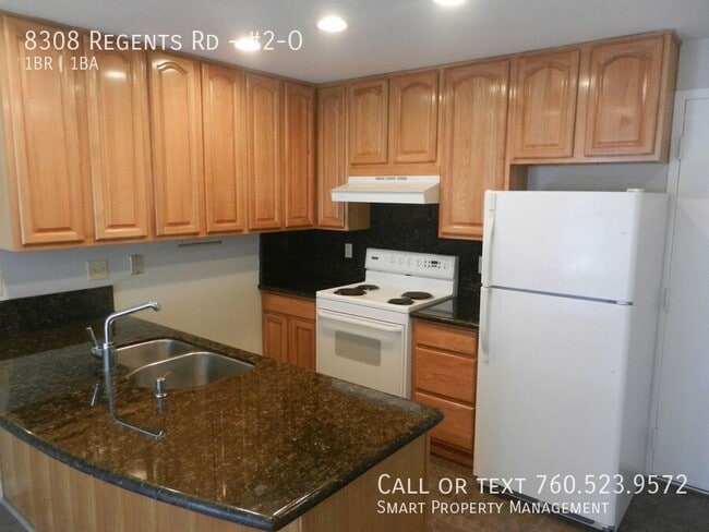 Building Photo - 8308 Regents Rd Unit #2-O Rental