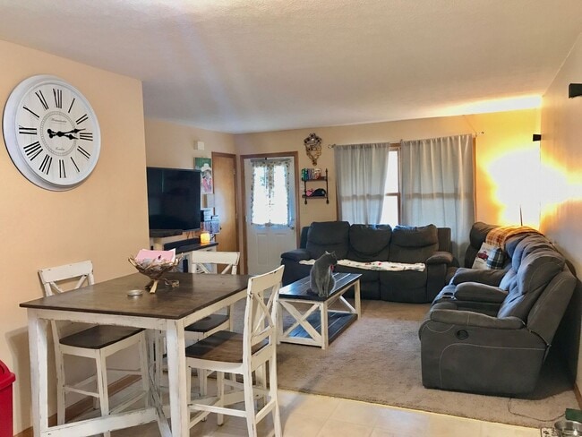 Photo - 2 bed 1 bath unit