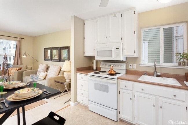 Photo - 2250 24th St