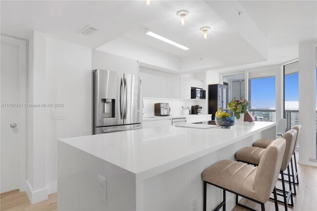 Photo - 21055 Yacht Club Dr Unit 2203