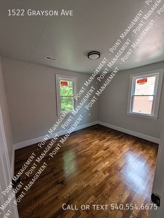 Photo - 1522 Grayson Ave NW