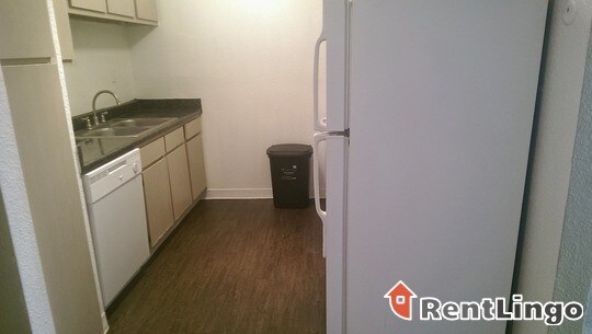 Photo - 2530 Yorktown St