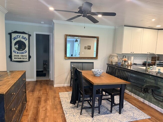 Photo - 227 Crooked Hollow Rd