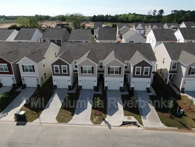 Photo - 559 Marcus Wy