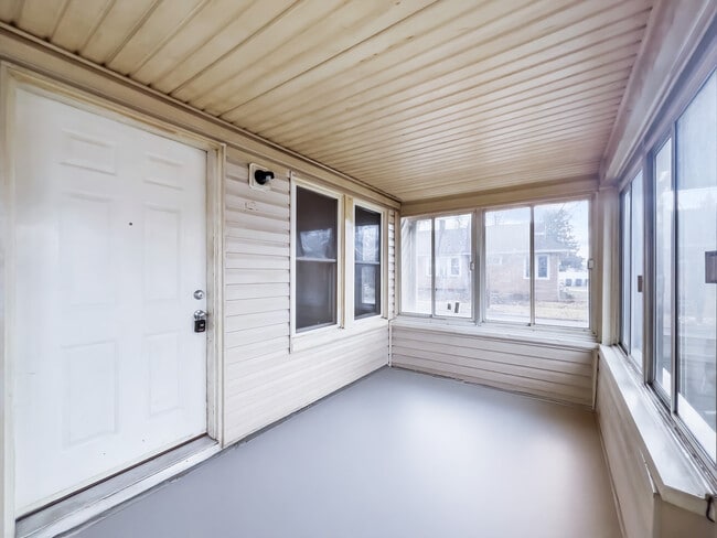 Photo - 3928 Upton Ave