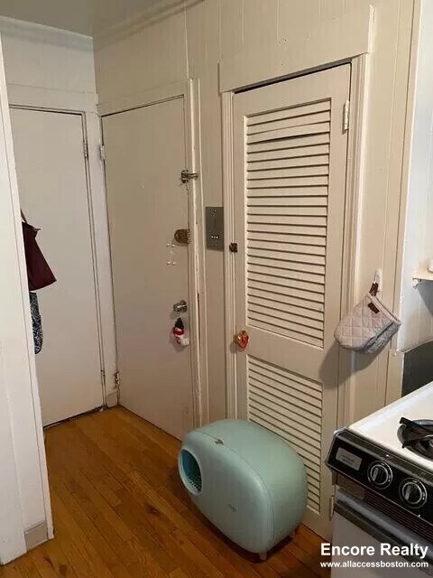 Photo - 232 Cambridge St Unidad 2