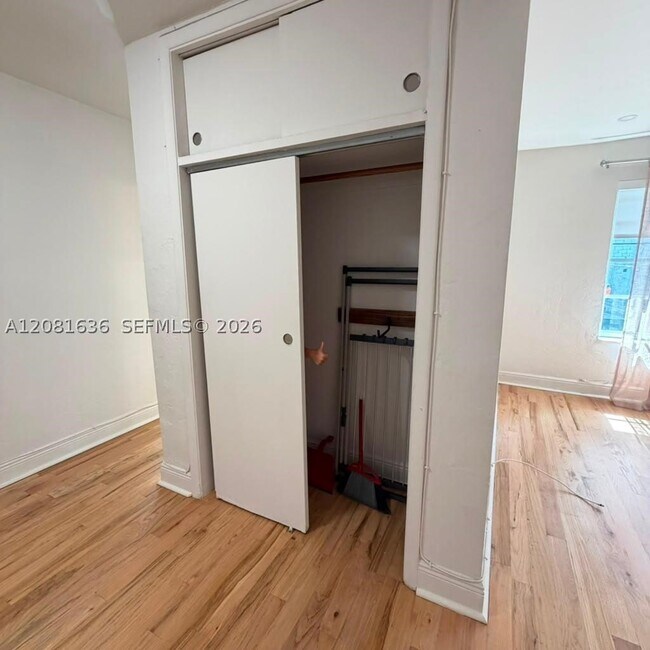 Photo - 6944 Byron Ave Unit 9