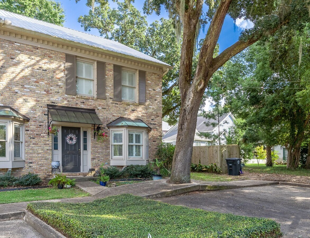 Photo - COMING SOON! Two bedroom two and a half ba...