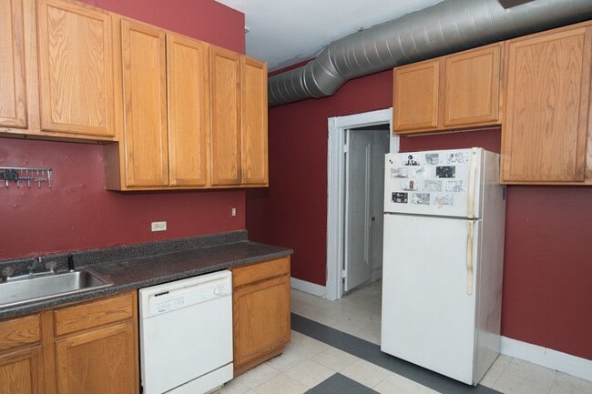 Photo - 1056 N Rockwell St Unit M02R