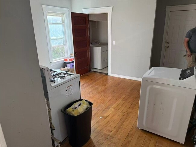 Photo - 84 Florence St Unidad 2