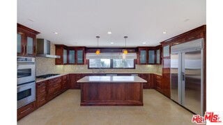 Photo - 1874 Sunset Plaza Dr