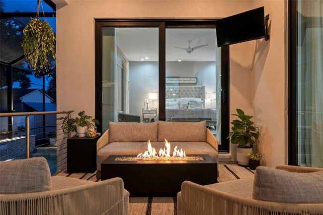 Photo - 3624 S Gardenia Ave