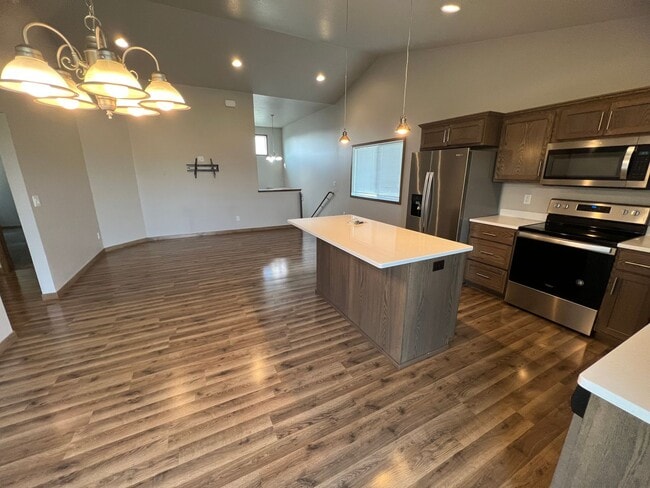 Photo - 3100 38th Ave S