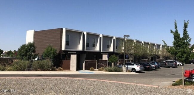 Building Photo - 6262 Woodrow Bean Transmountain Unit 12 Rental
