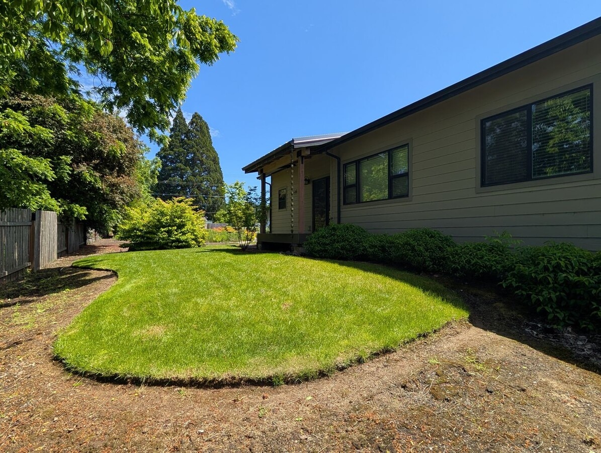 Photo - Gorgeous 2-Bedroom, 2-Bath Home In Eugene!