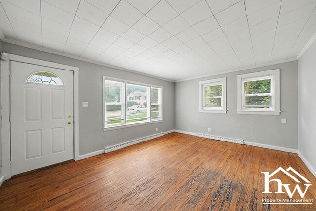Photo - Three bedroom in Mishawaka