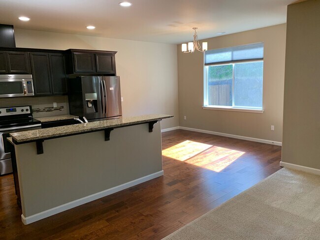 Photo - 4 Bedroom Home in Freestone at Bayside!