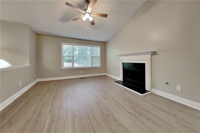 353 Wildwood Ct
