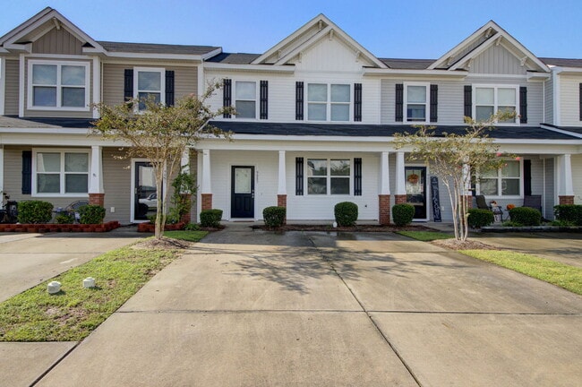 Building Photo - 9083 Parlor Dr
