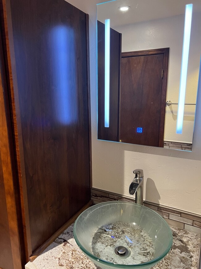 Photo - 11013 N Brauer Ave