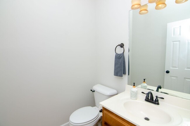 Photo - 209 Newport Cove Ct