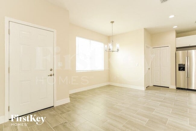 Photo - 601 Dunlin Ln