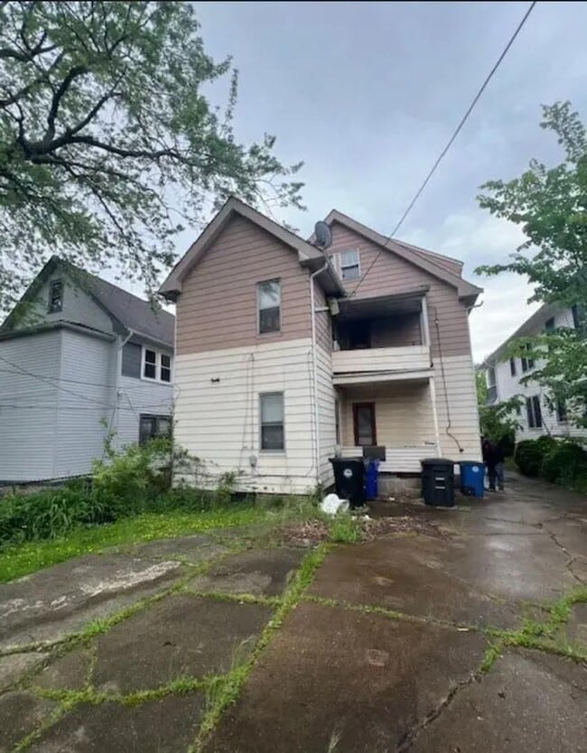 Building Photo - 3661 E 151st St Unit #3