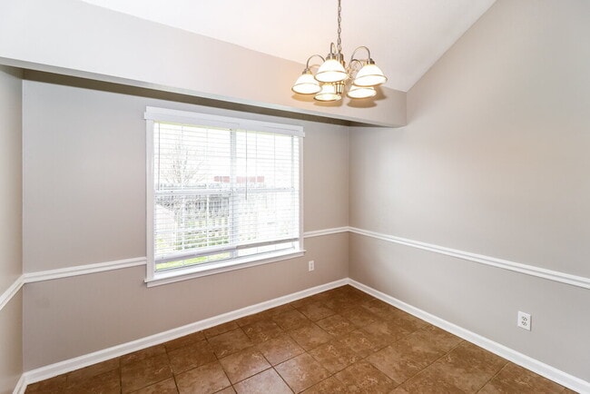 Photo - 95 Winding Creek Dr