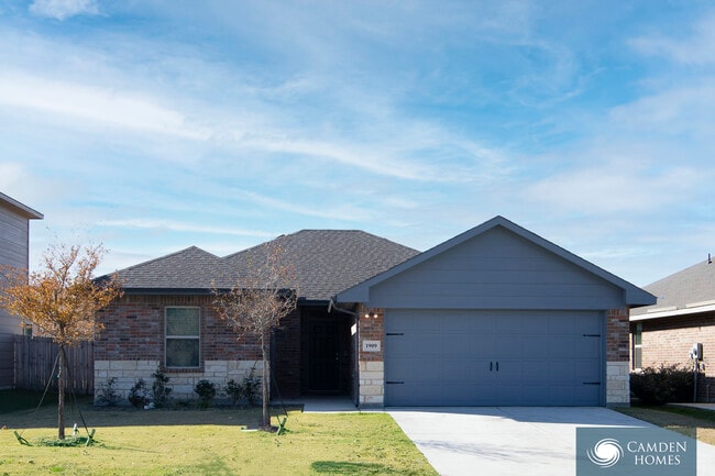 Building Photo - 930 Rd 5102 Rental