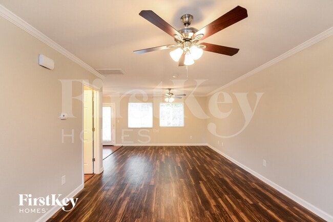 Photo - 3813 Shepway Loop