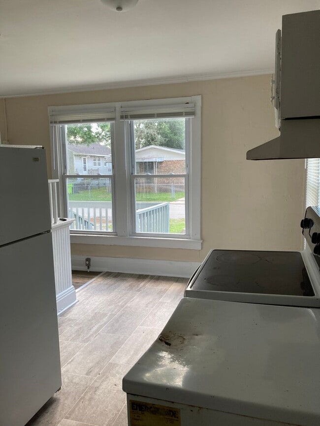 Photo - 816 Fowlers Ln