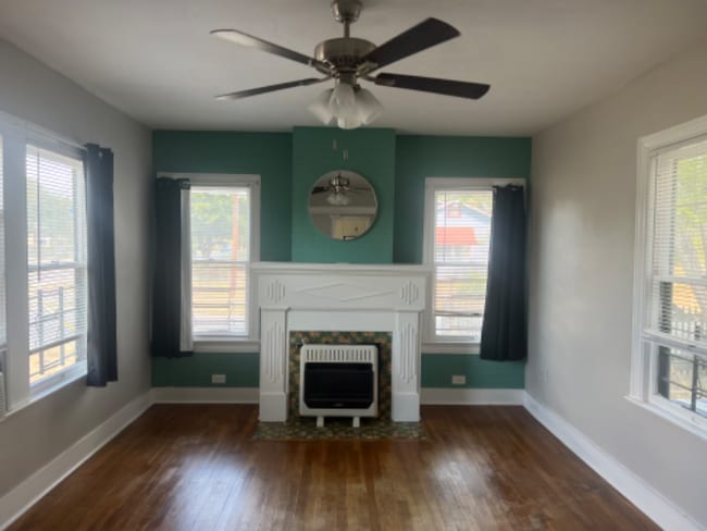 Photo - 142 Avant Ave