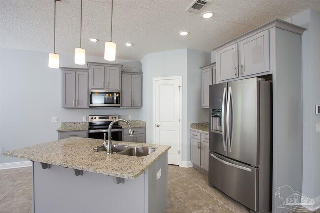 Photo - 405 N Coyle St