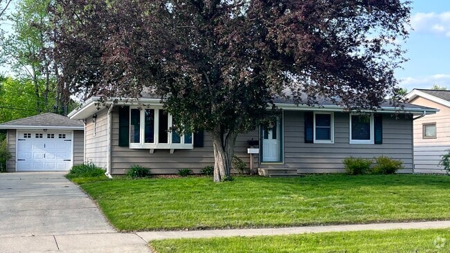 Building Photo - 3733 3rd Pl NW Rental