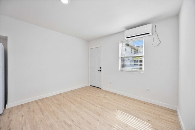 Photo - 6811 Del Rio St