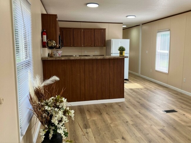 Photo - 91 Deerwood Park